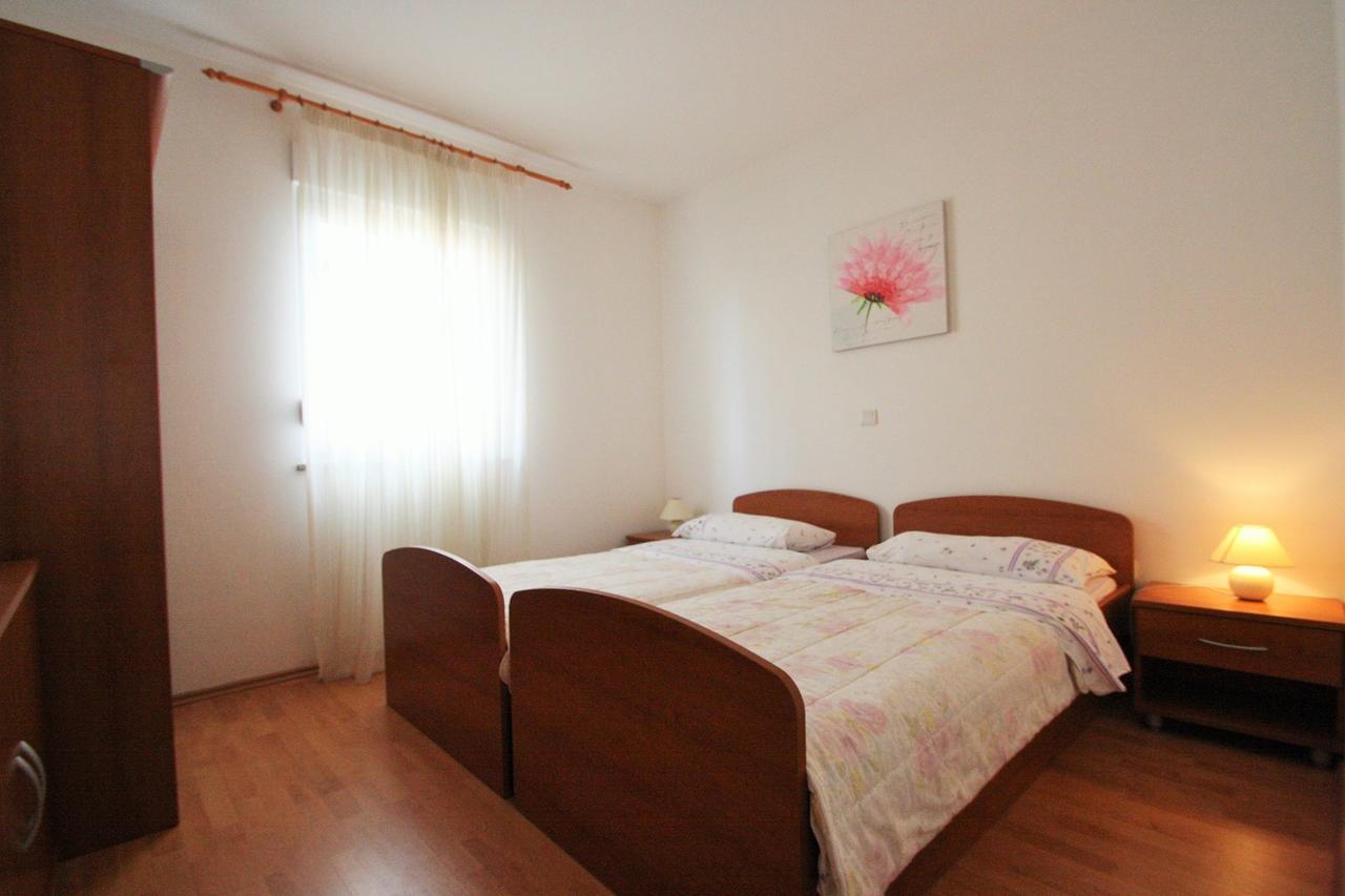 Apartment Bilic With Balcony Poreč Exterior foto
